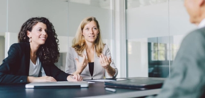 персональный переводчик в банке Барселоны